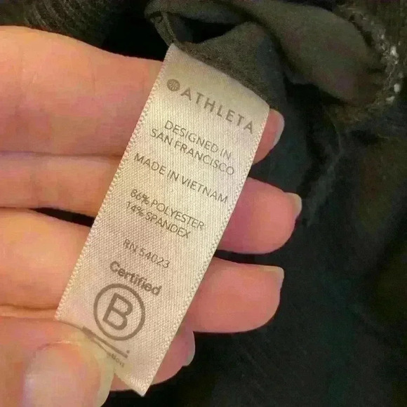 Athleta Zephyr Crop Tee - Picture 5 of 6